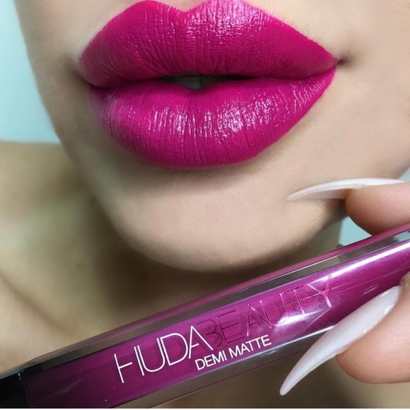 passionista huda beauty